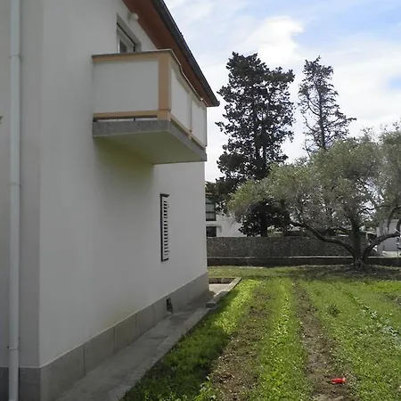 Gostinjska kuća Pipo *